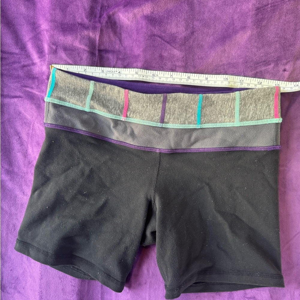 Lululemon size 4 Shorts with Colorful Waistband